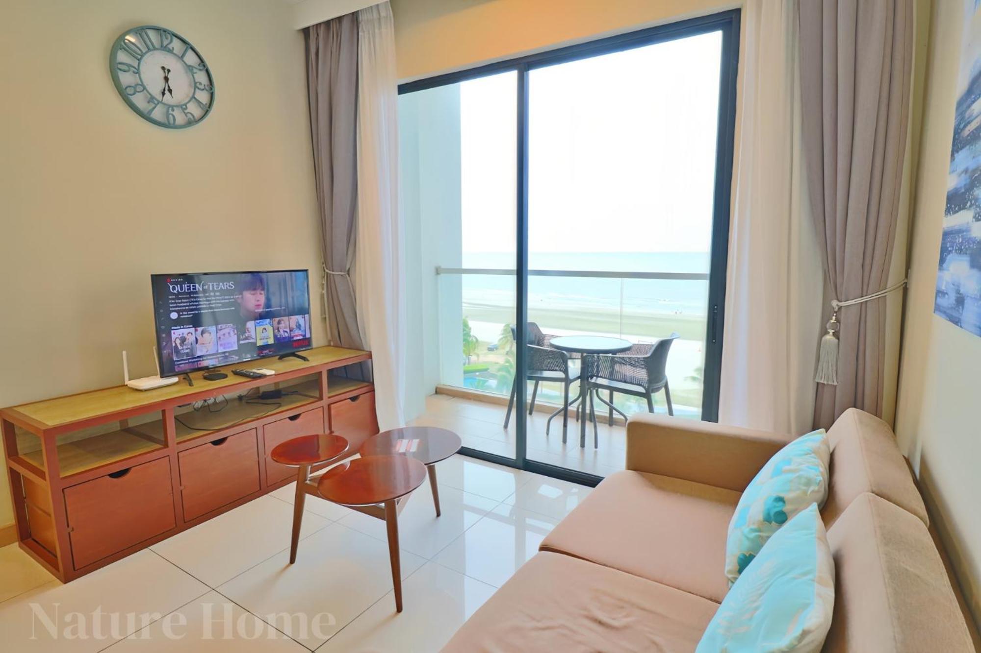 Timurbay Seafront Residences By Nature Home Kuantan Exteriör bild