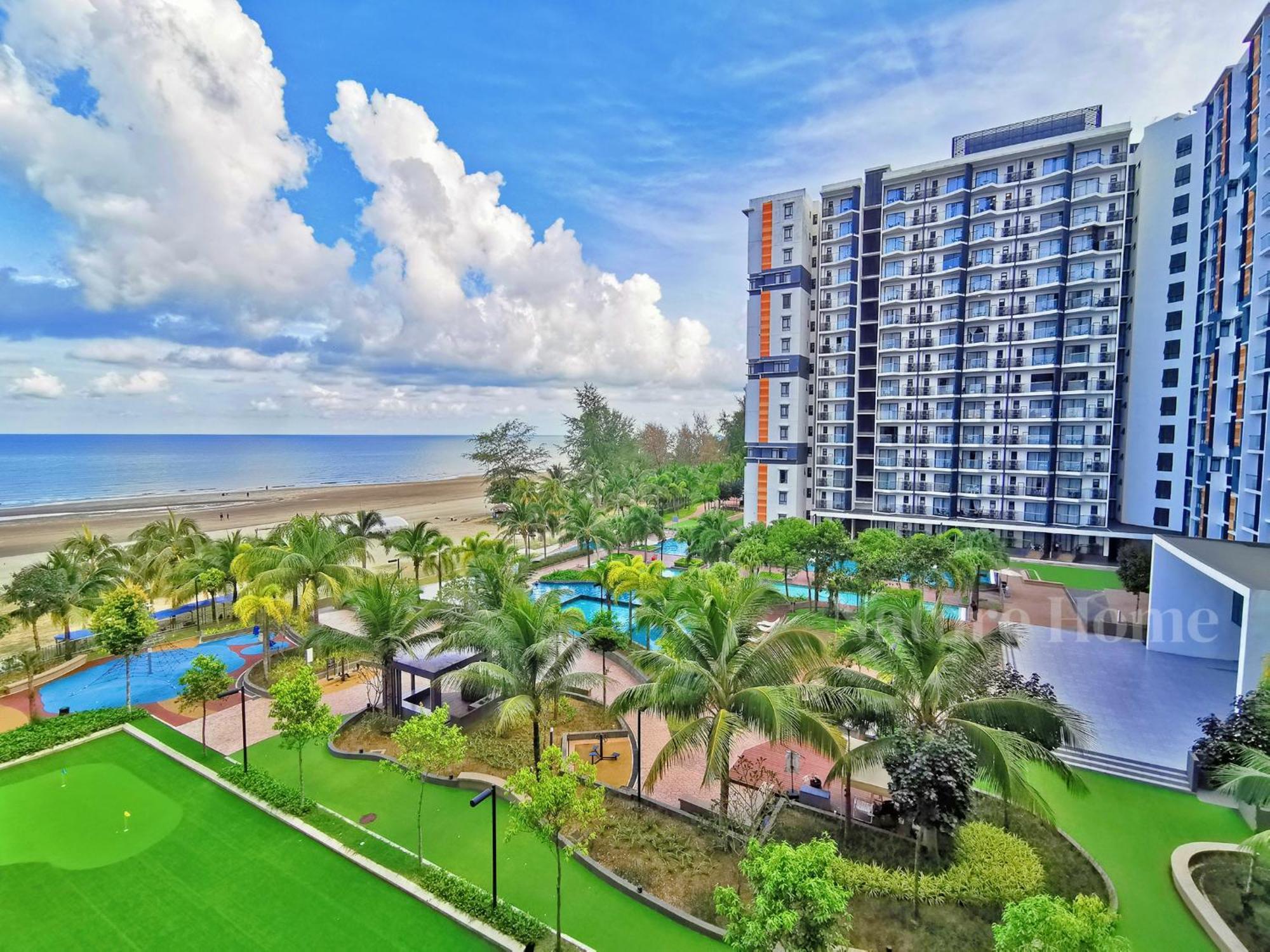 Timurbay Seafront Residences By Nature Home Kuantan Exteriör bild